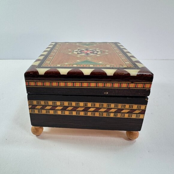 Vintage Small Inlay Wood Geometric Trinket Music Box - Picture 6 of 8